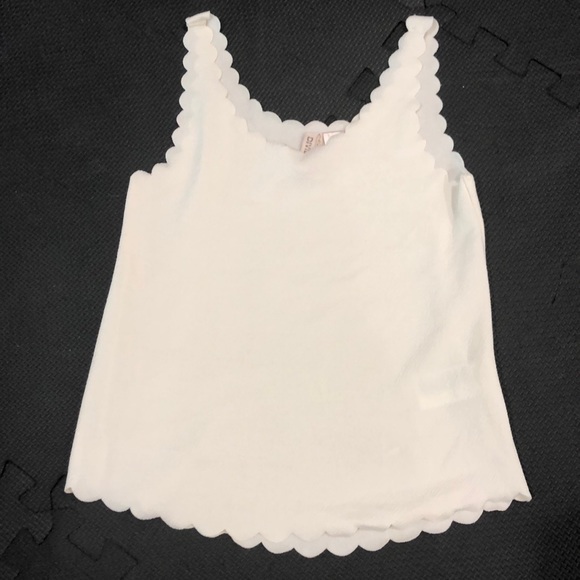 Divided Tops - Divided Shell Shirt in Size XS